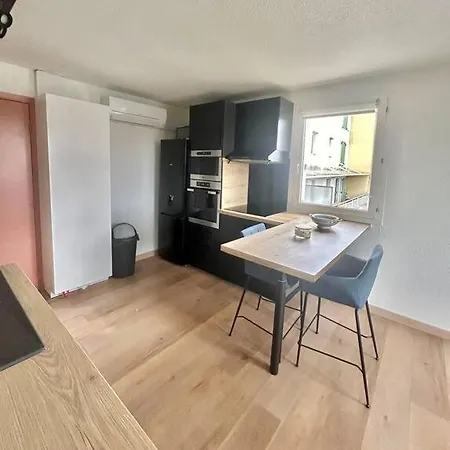 Andrei Moderne 4p Apartment